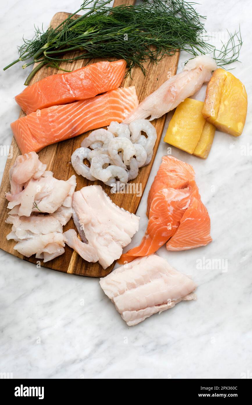 CHOPPING BOARD FOR RAW FISH