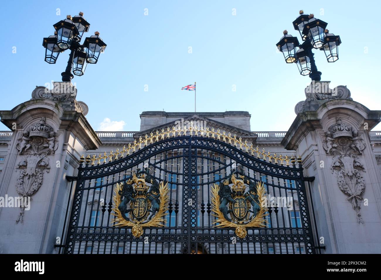 London, UK. The stonework and gates of Buckingham Palace receive a clean and refresh ahead of the the King's Coronation on May 6th Stock Photo