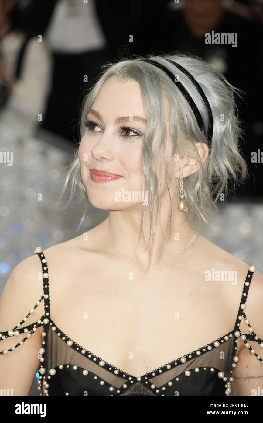 Phoebe bridgers met gala hires stock photography and images Alamy