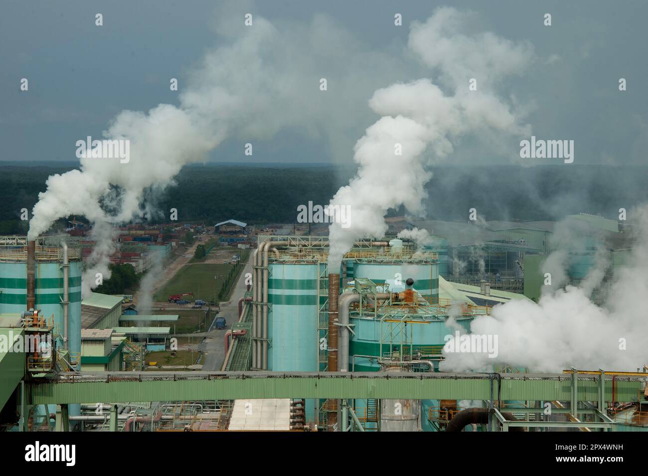 Pulp and paper mill, Riau, near Pekanbaru, Sumatra, Indonesia Stock Photo Alamy