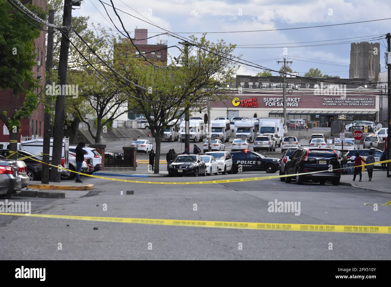 Passaic, United States. 01st May, 2023. Wide view of the crime scene in Passaic. A shooting took