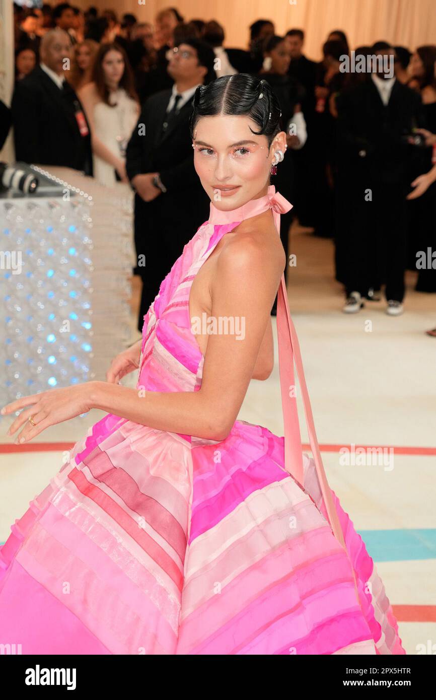Grace elizabeth met gala 2023 hires stock photography and images Alamy