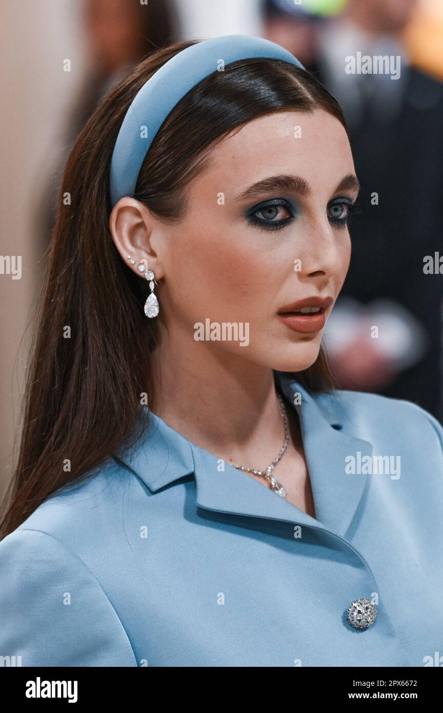 Emma Chamberlain Wore a Thigh-High Leg Slit for the Met Gala 2023 — See  Photos