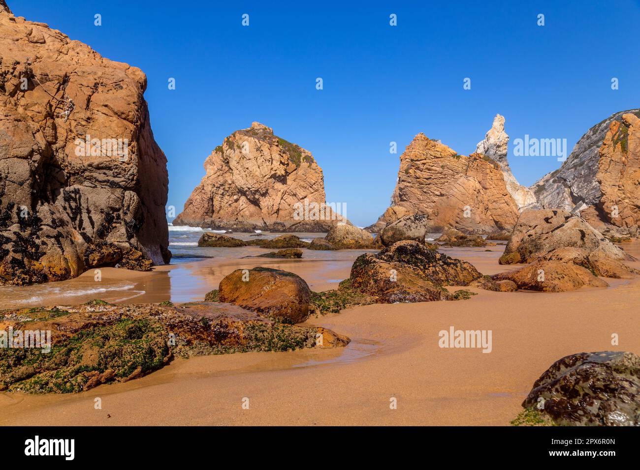Praia Da Ursa Ursa Beach In Sintra Near Lisbon In Portugal Stock praia-da-ursa-ursa-beach-in-sintra-near-lisbon-in-portugal-stock