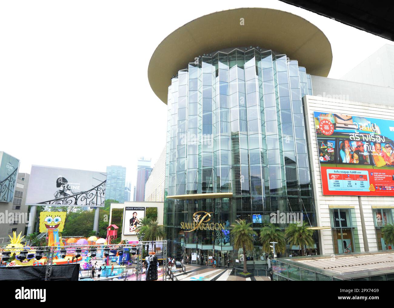 4K] Walk inside Siam Paragon huge shopping mall in Bangkok 
