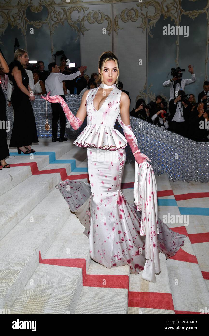 New York, USA. 01st May, 2023. Eileen Gou walking on the red carpet at