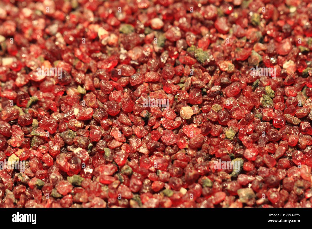 Red garnet minerals hi-res stock photography and images - Alamy