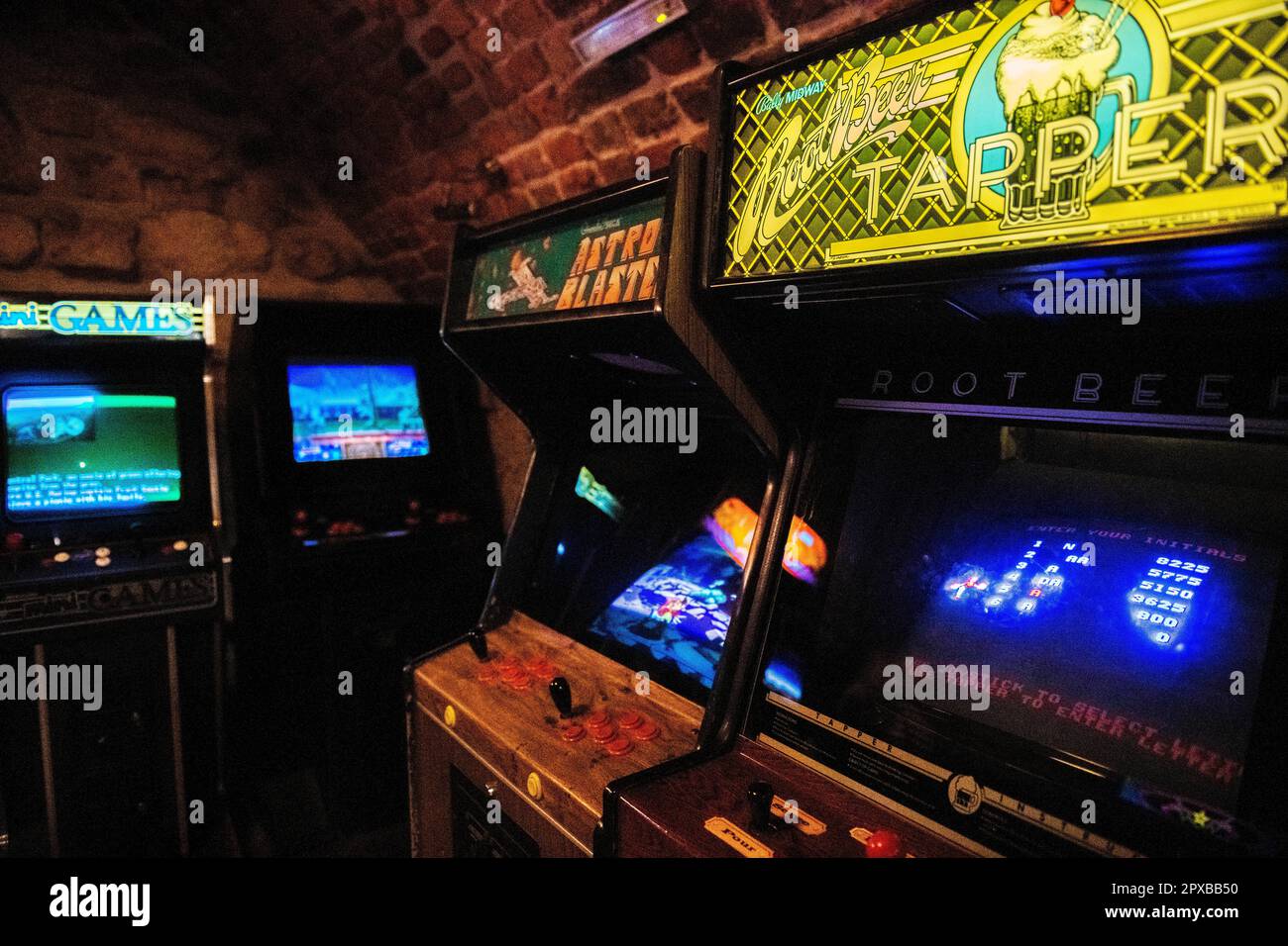 Pixelated video game hires stock photography and images Alamy