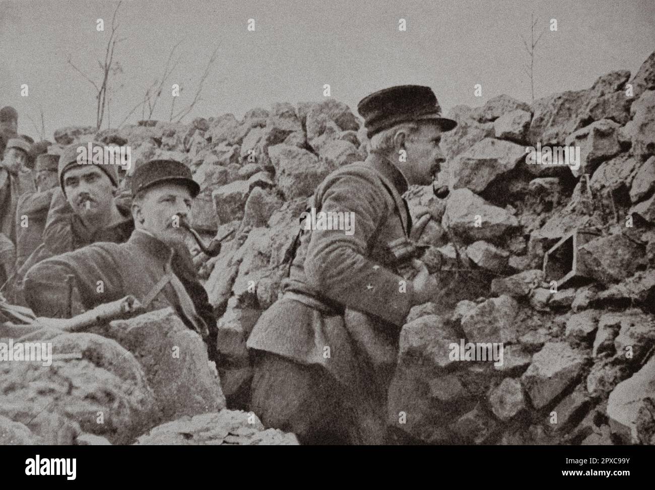 World War I. The former head of the Congo-Nile mission, General Marchand, inspecting the trenches of the division he commanded on the Champagne front. 1915 Stock Photo