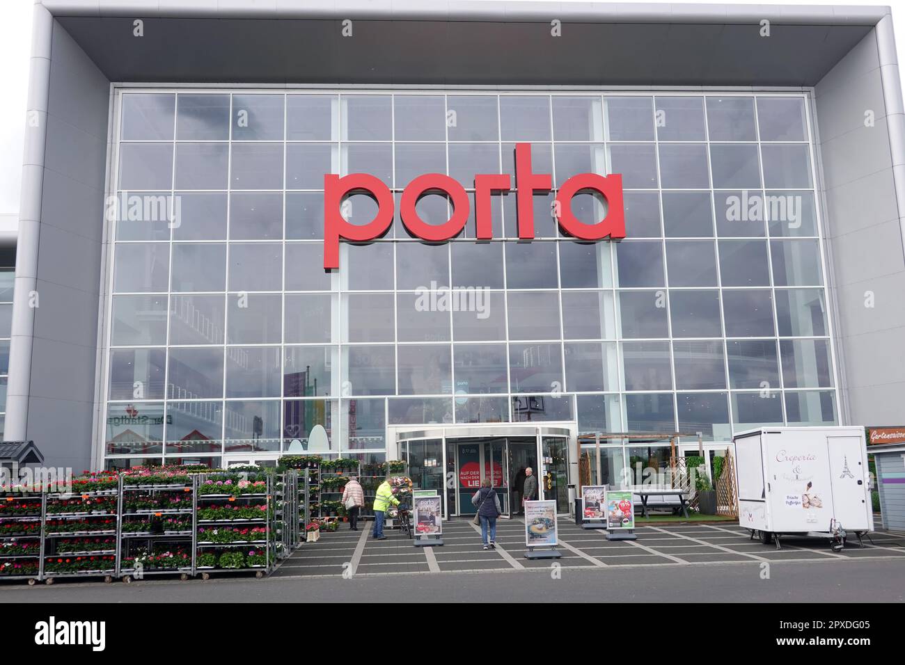 Filiale der Möbel Porta Holding Symbolbild, NordrheinWestfalen