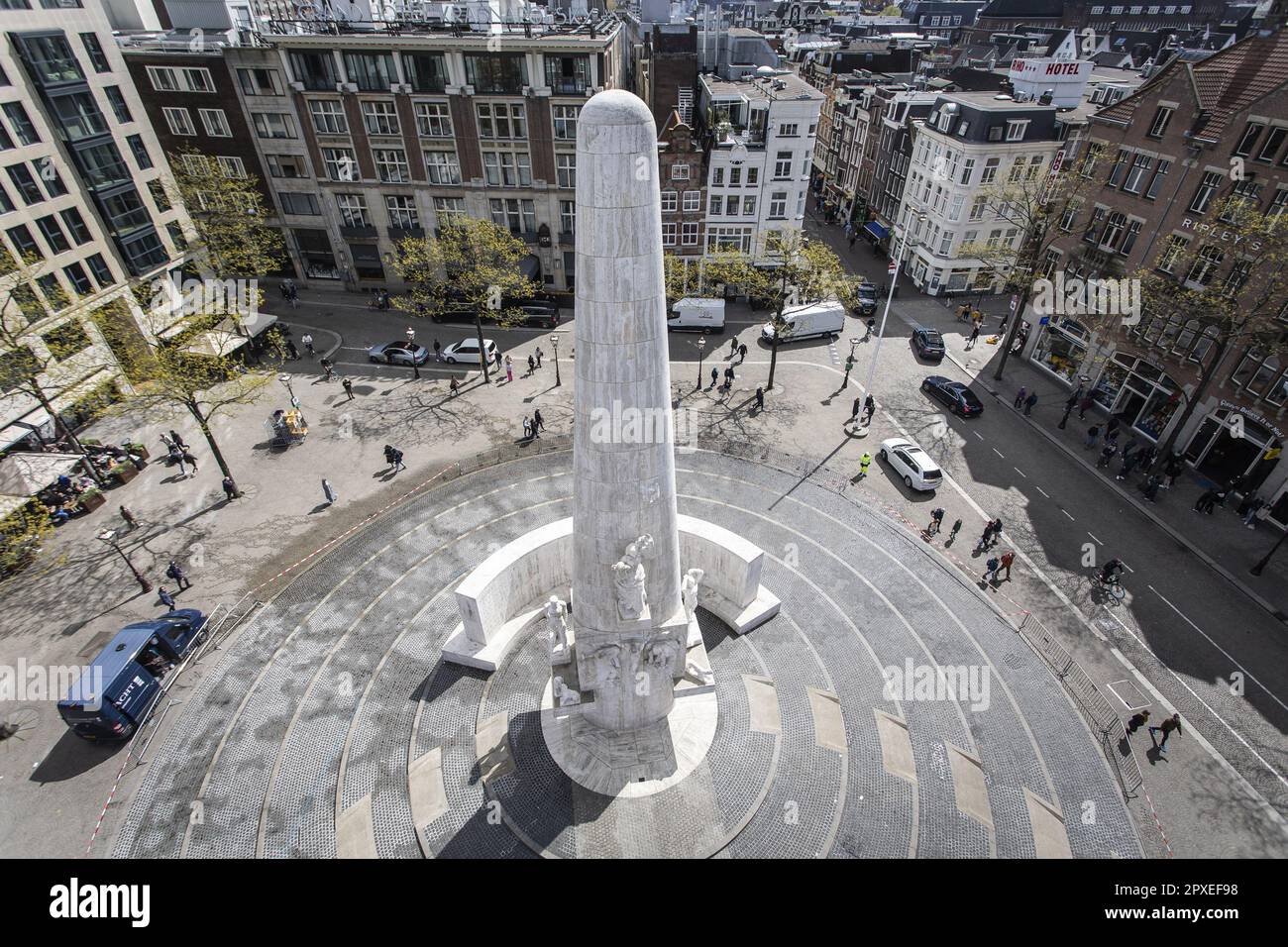 Amsterdam, Netherlands. 02nd May, 2023. AMSTERDAM An employee of the