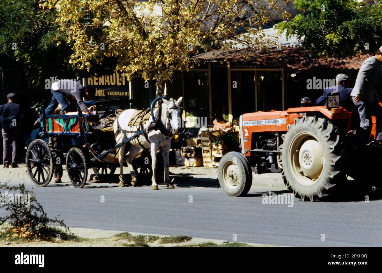Horse delivery hires stock photography and images Alamy