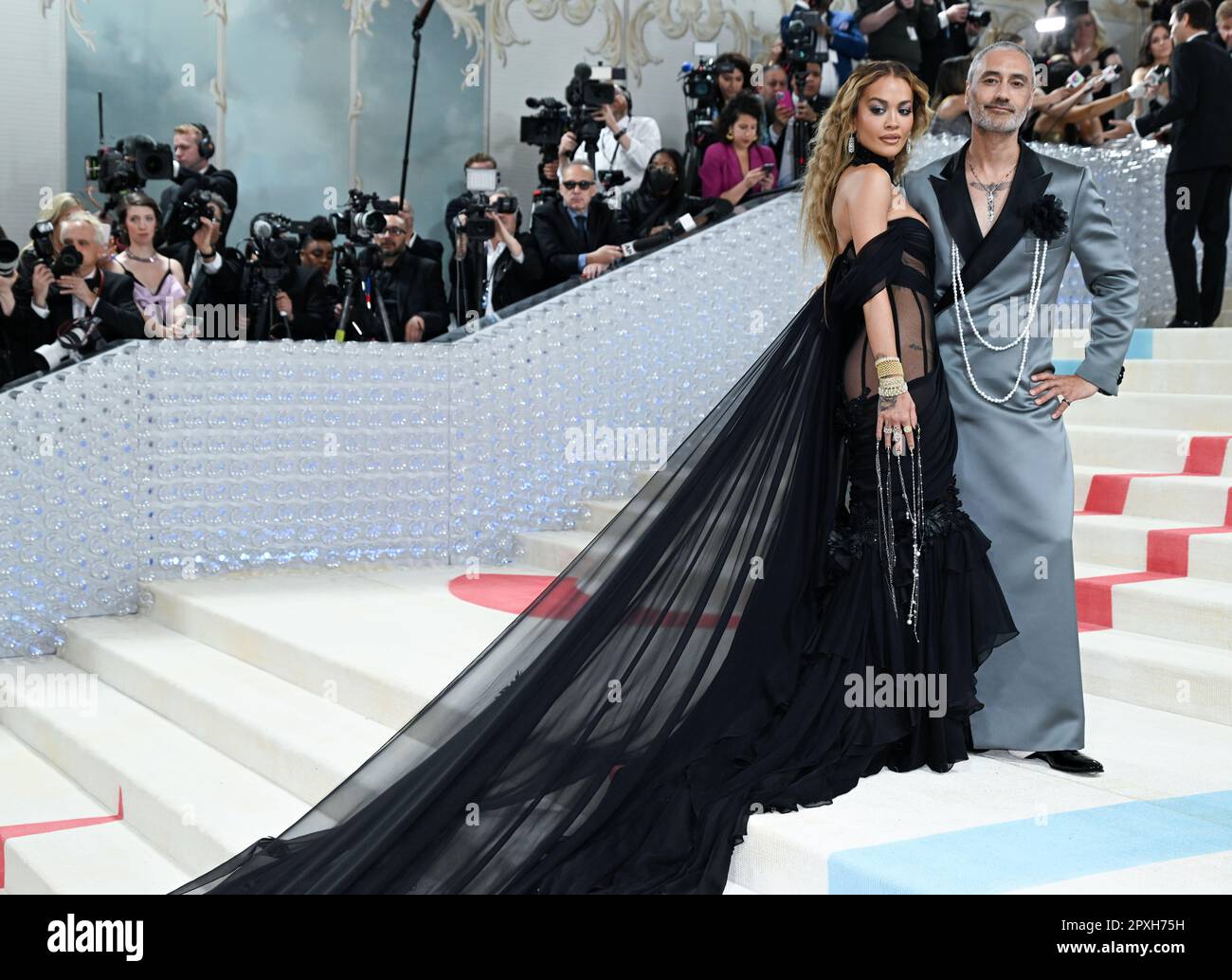 Taika Waititi 2023 Met Gala Black Illusion Mermaid Cape Dress
