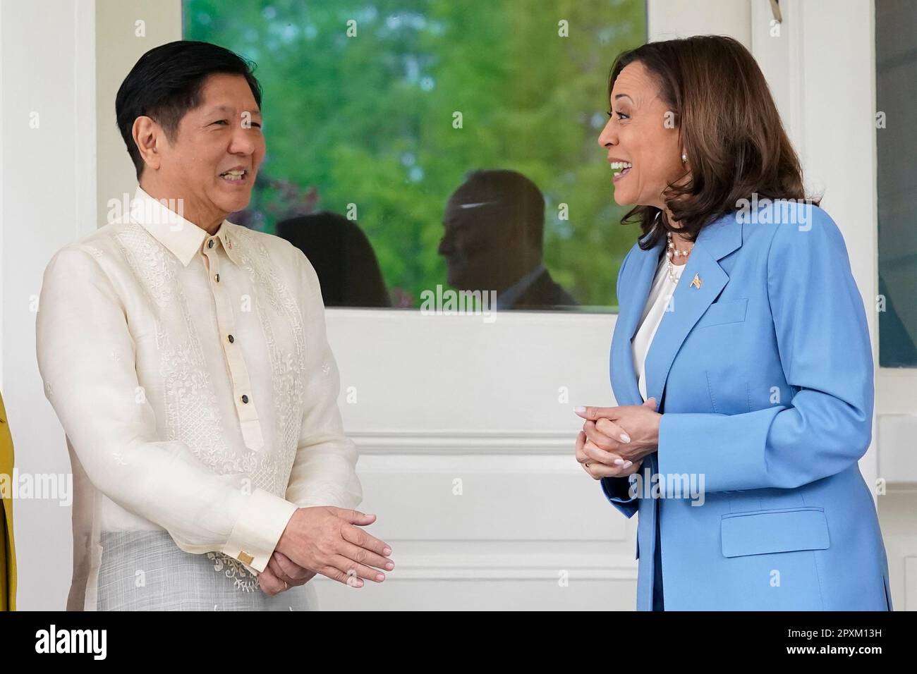 Vice President Kamala Harris Greets Philippines President Ferdinand Marcos Jr And His Wife 2368