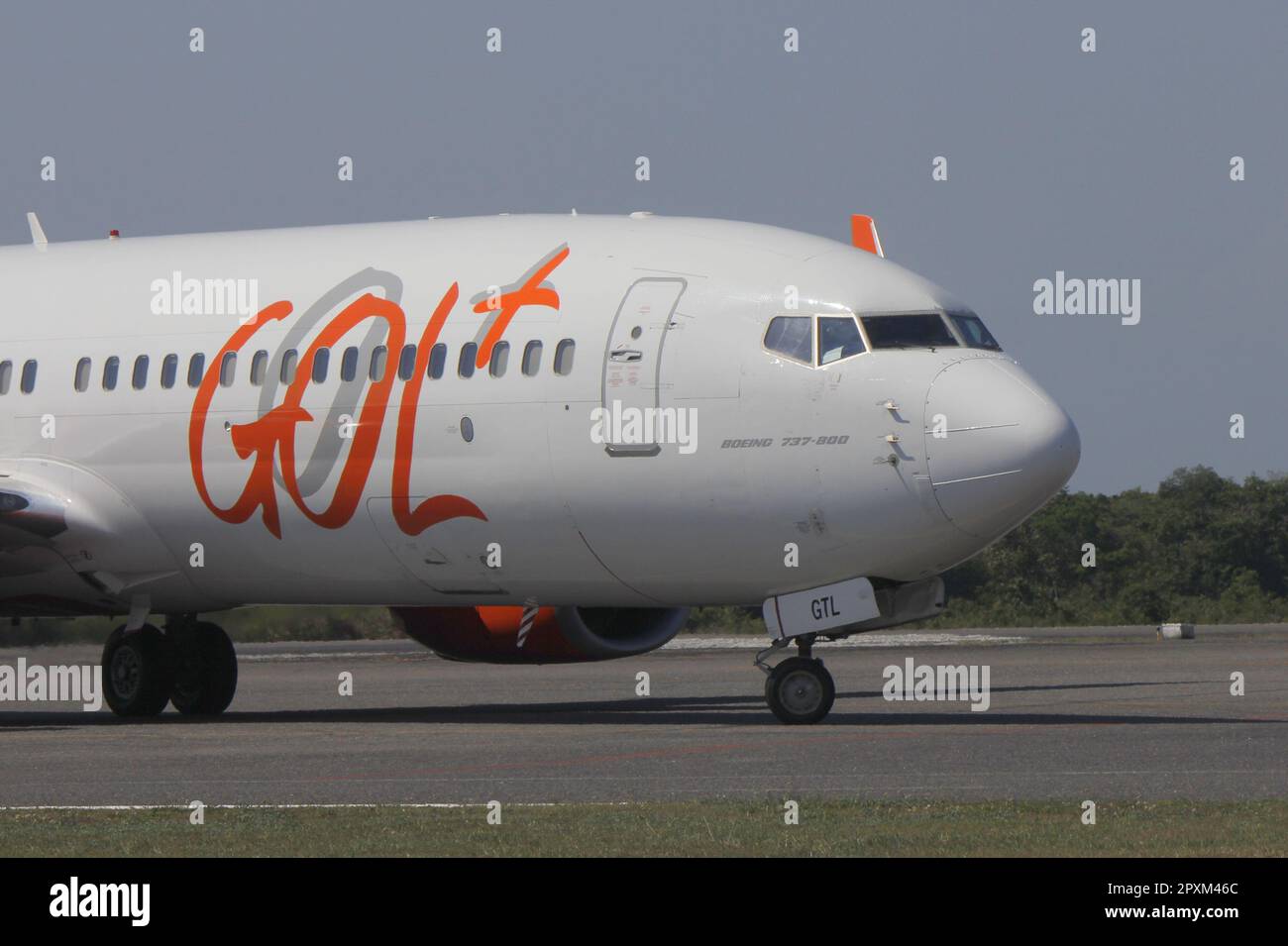 Boeing 737-800 aircraft of brazilian company Gol Airlines at Santarem airport Stock Photo