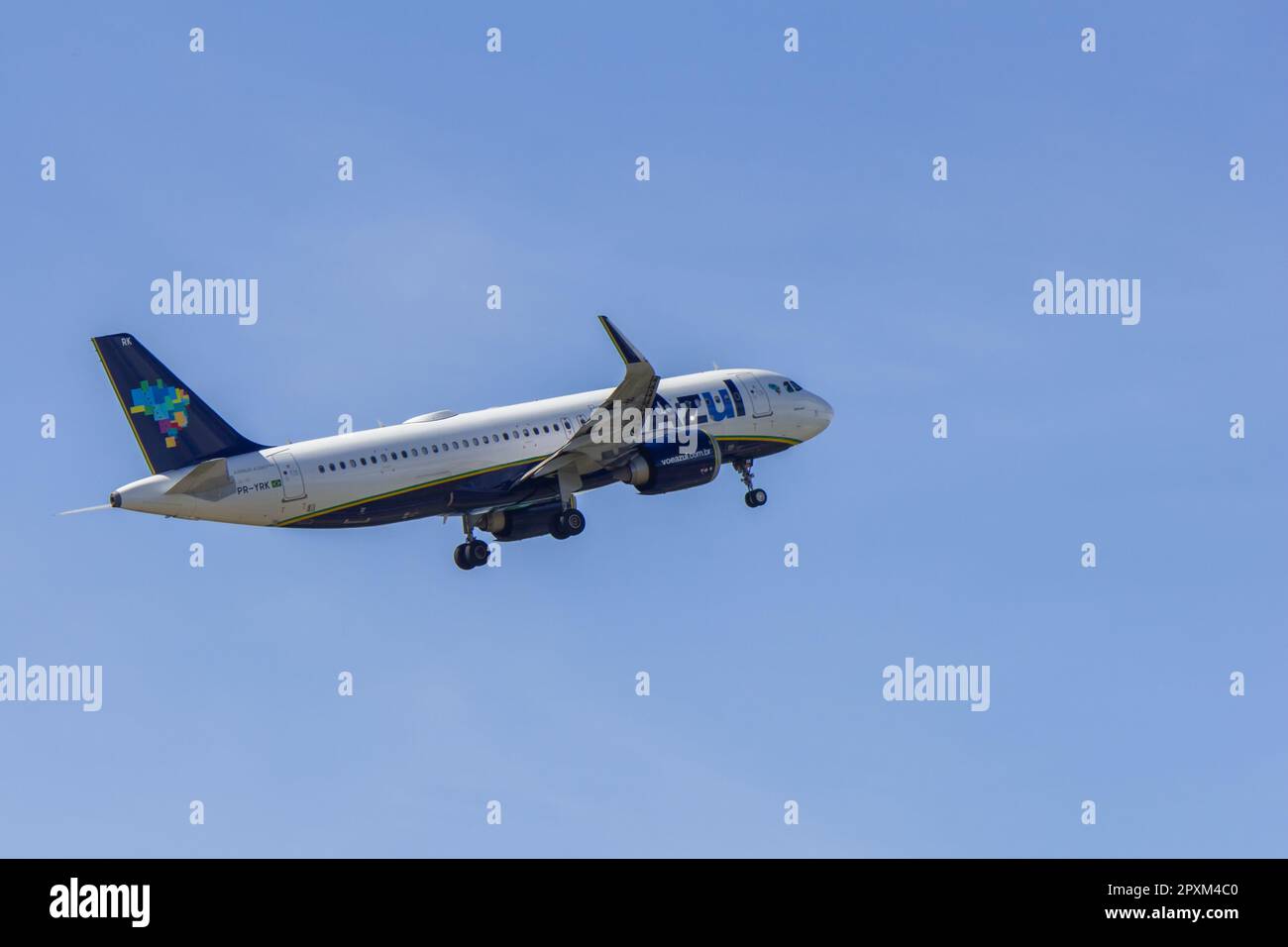 Airbus A320 Neo - PR-YRK - from Azul Brazilian Airlines flying, at the start of take-off, from Santarem Airport, with a clean blue sky Stock Photo