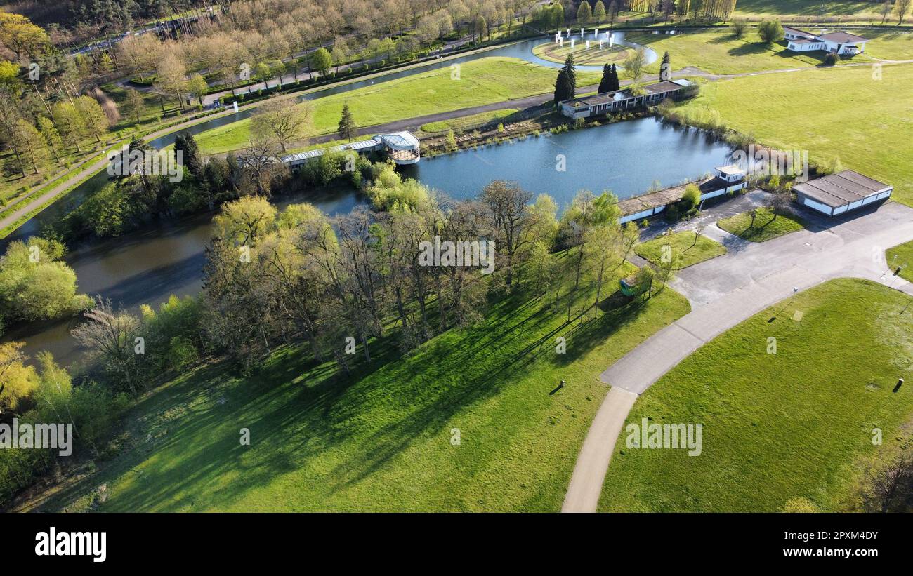 Birds eye aerial view bridge hi-res stock photography and images - Alamy