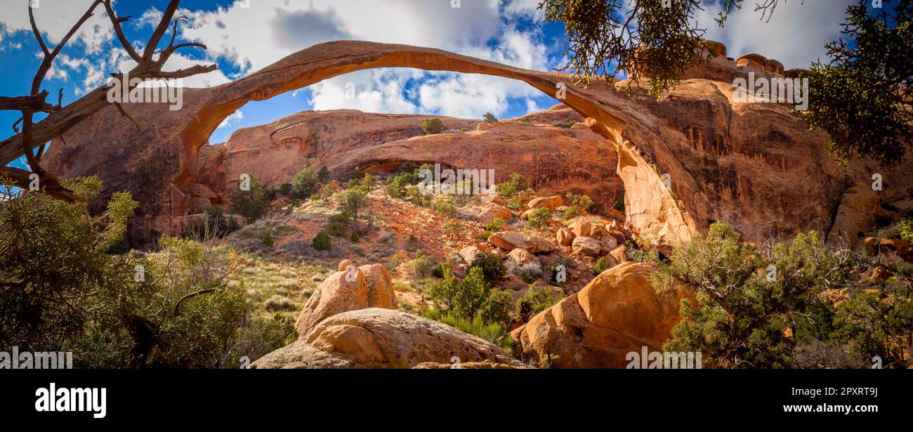 Panorama landscape arch longest hi-res stock photography and images - Alamy