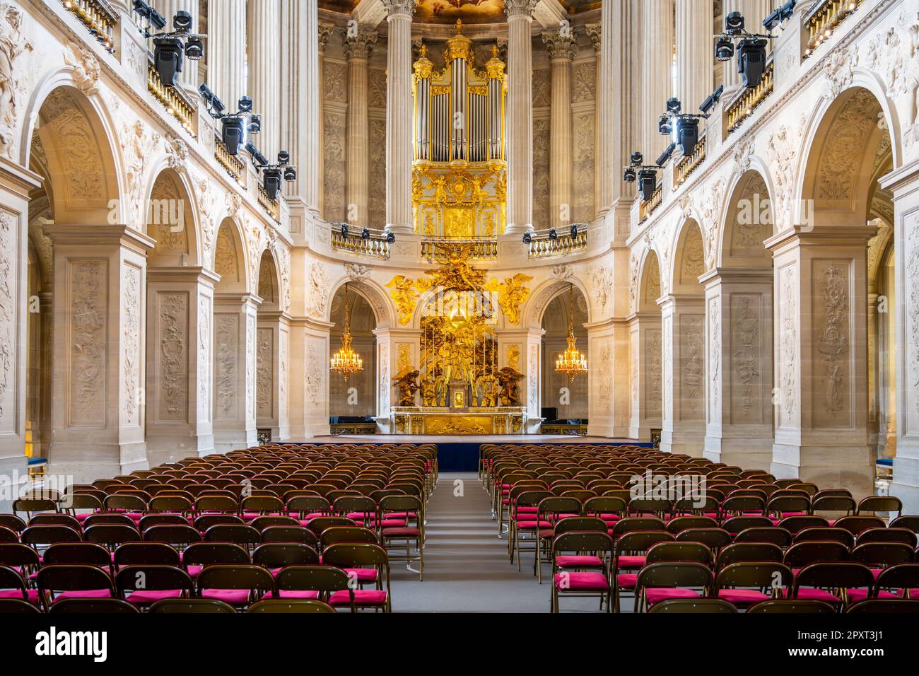 Royal Chapel in Palace of Versailles near Paris, France Stock Photo - Alamy