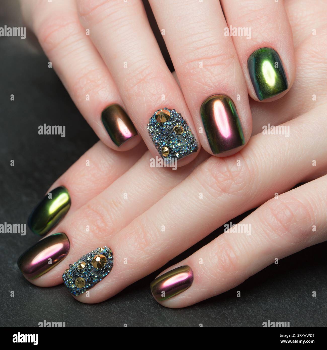 33 Summer Nail Art Ideas–From Sunset Ombré to Dreamy Clouds
