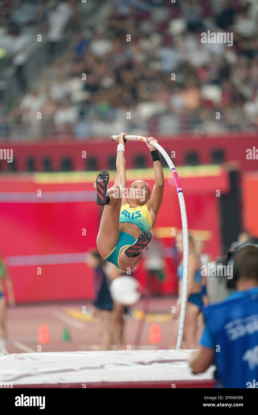 Liz Parnov participating in the pole vault at the Doha 2019 World