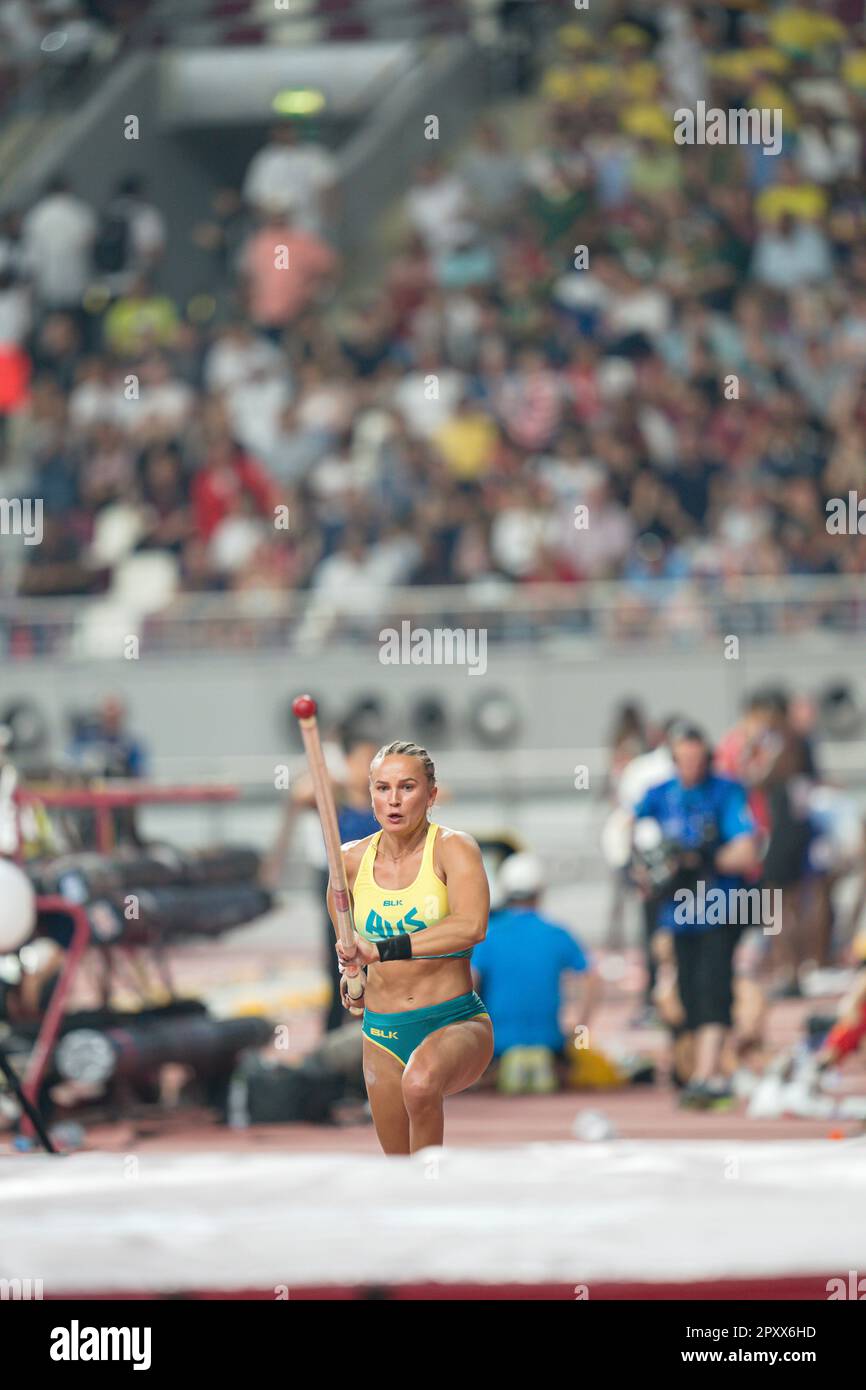 Liz Parnov participating in the pole vault at the Doha 2019 World