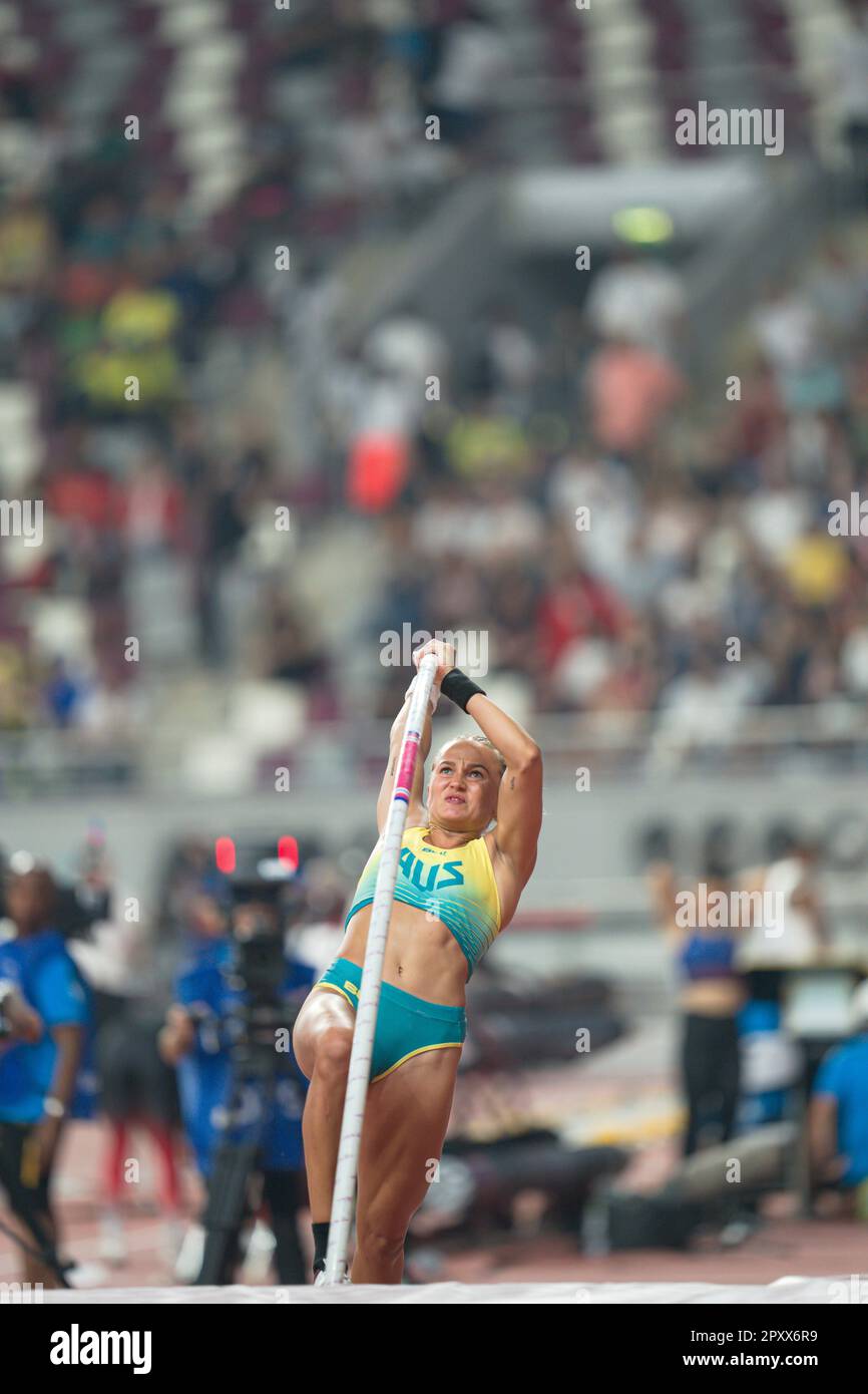 Liz Parnov participating in the pole vault at the Doha 2019 World