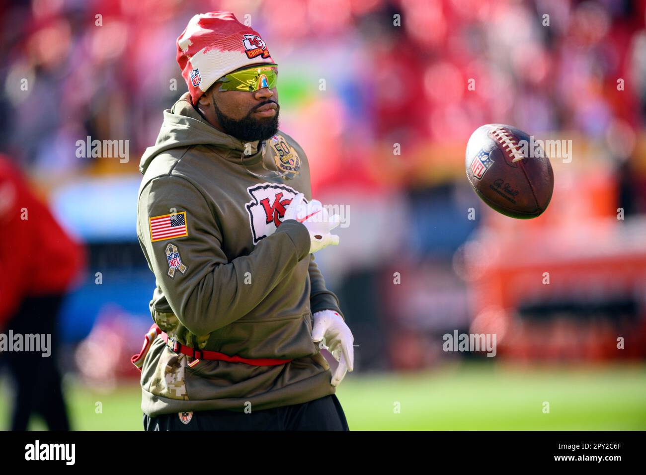 Jaguars salute top to service hoodie