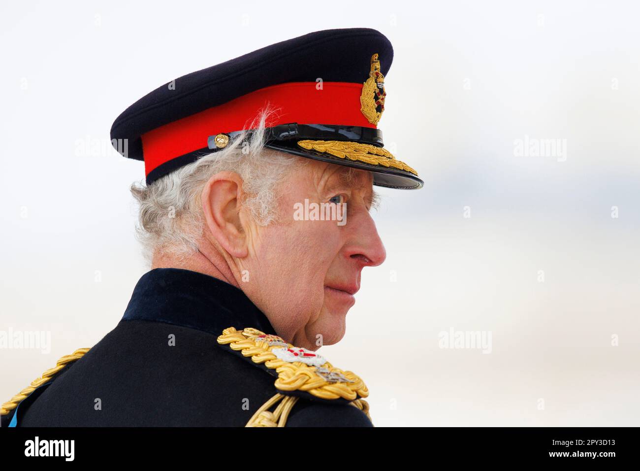 His Majesty the King inspects the 200th Sovereign's Parade at Royal Military Academy, Sandhurst.  His Majesty The King inspects the 200th Sovereign's Stock Photo