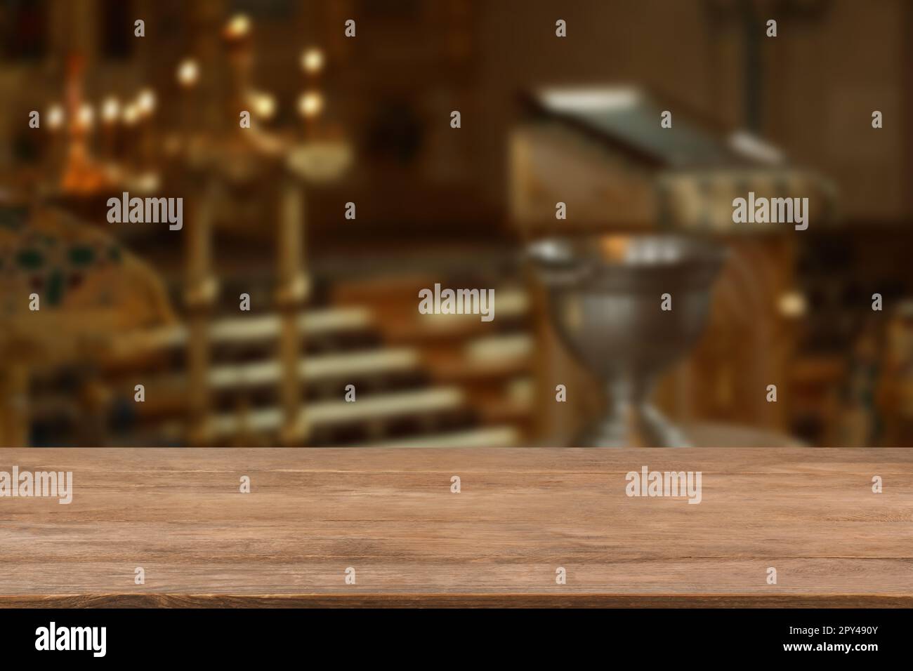 Blurred bokeh interior catholic hi-res stock photography and images - Alamy