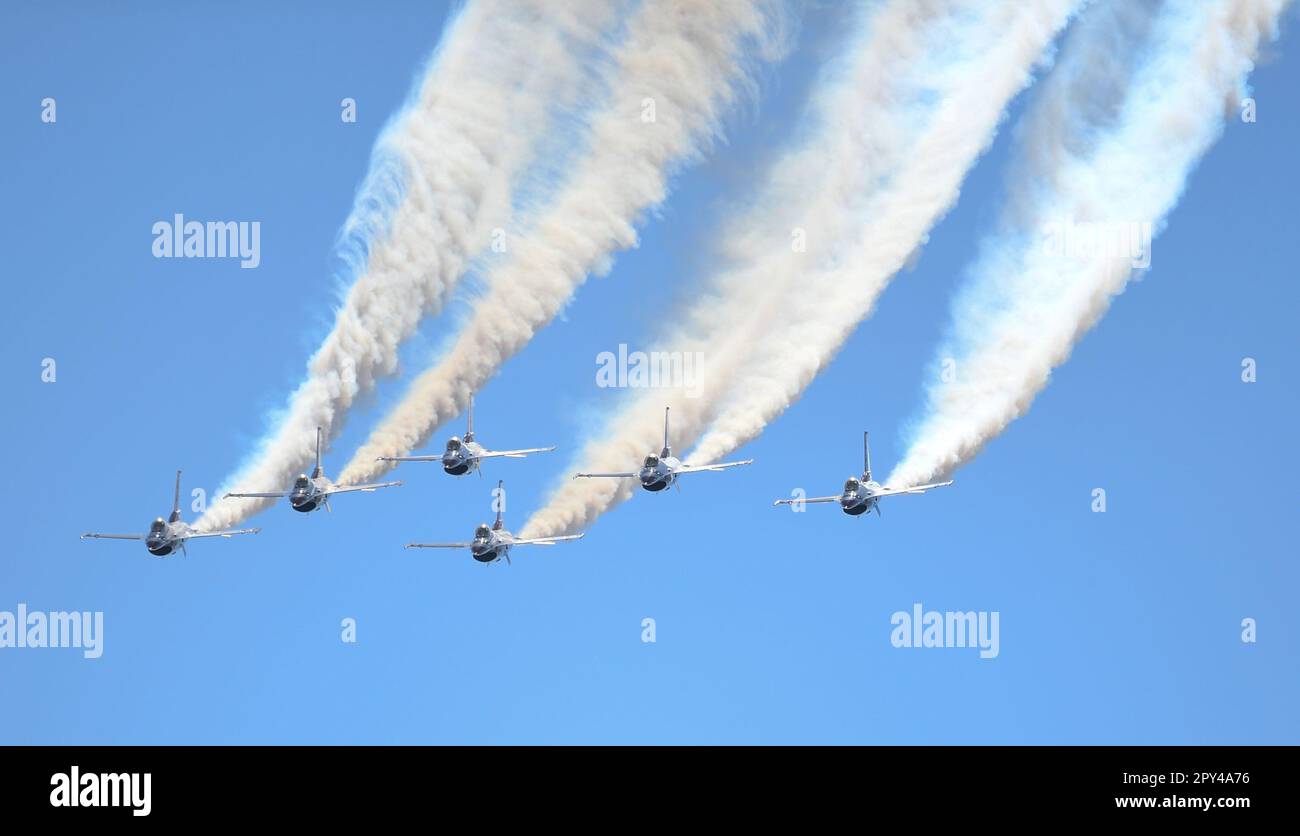 The Thunderbirds perform during the 2023 Thunder Over the Sound Air and