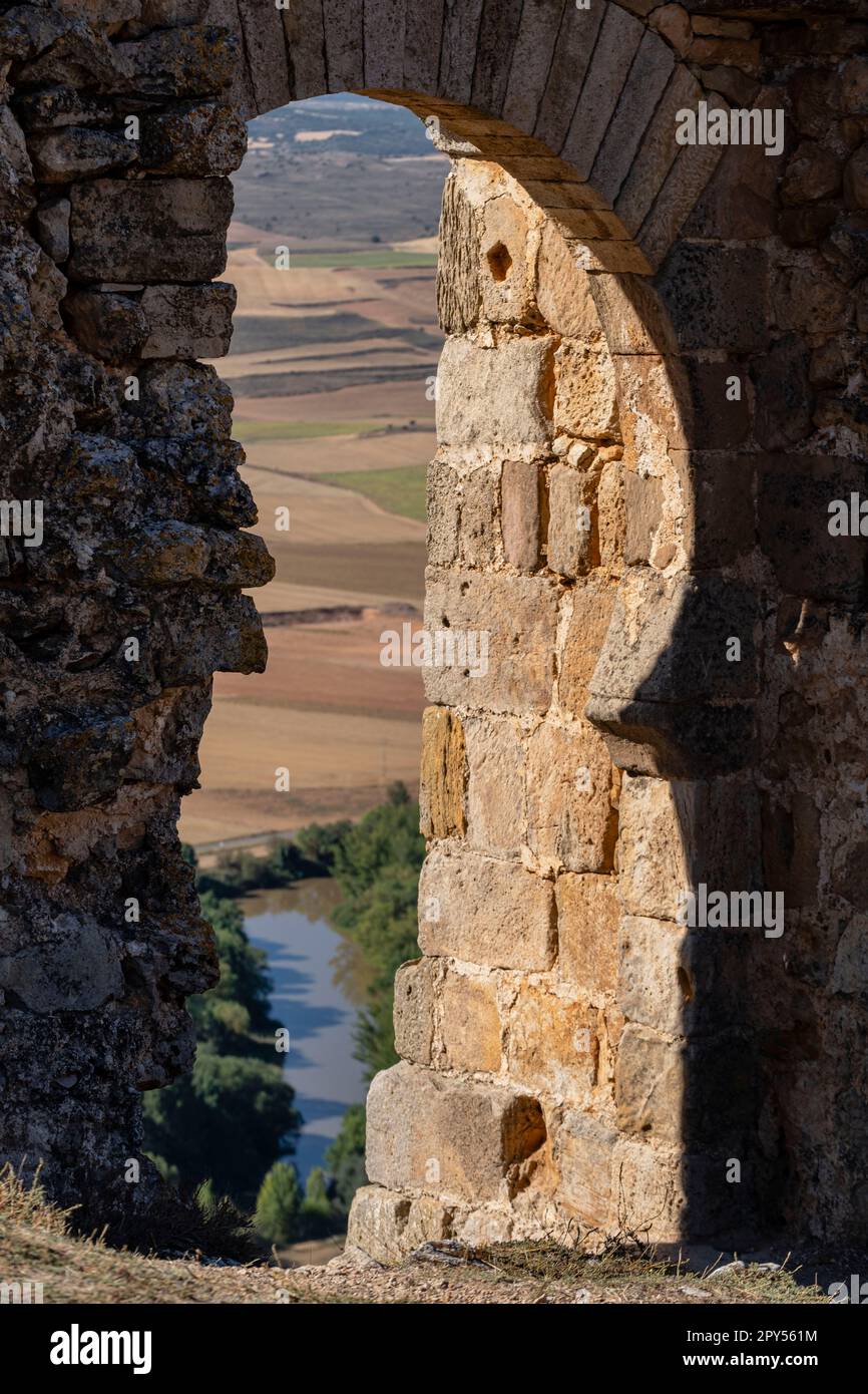 puerta califal, Castillo de Gormaz, Siglo X, Gormaz, Soria, Comunidad Autónoma de Castilla, Spain, Europe Stock Photo