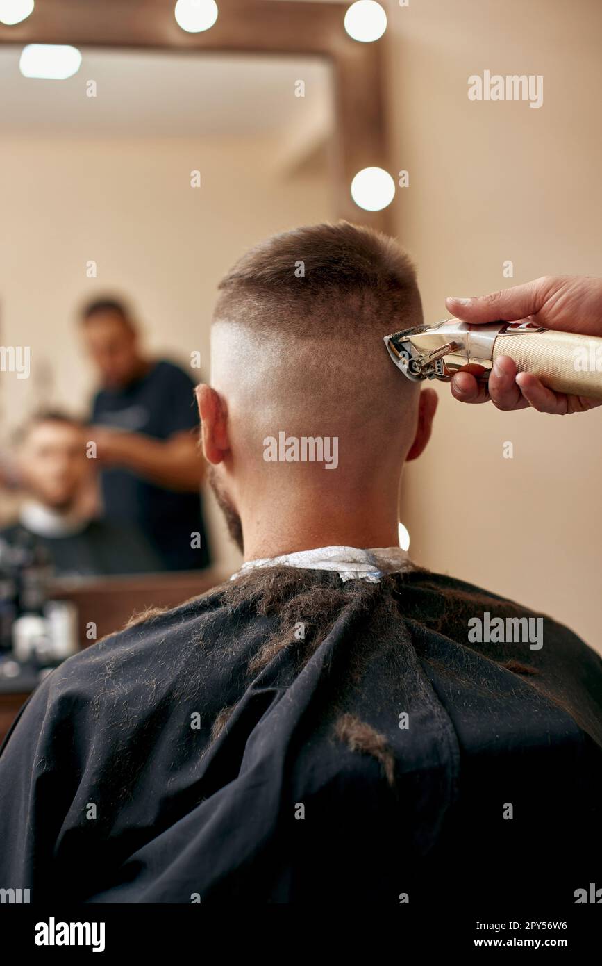 Straight razor haircut closeup barber hi-res stock photography and ...