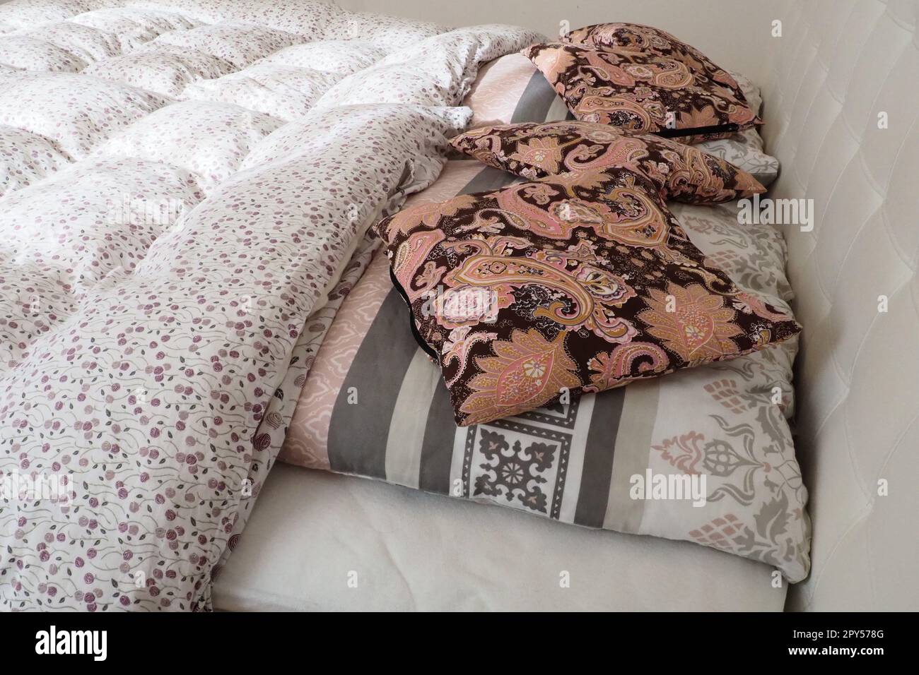 Thick feather duvet sales