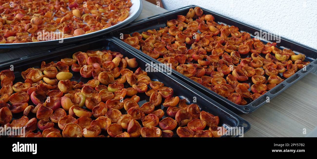 homemade apricot drying process, fruit drying process in summer, drying