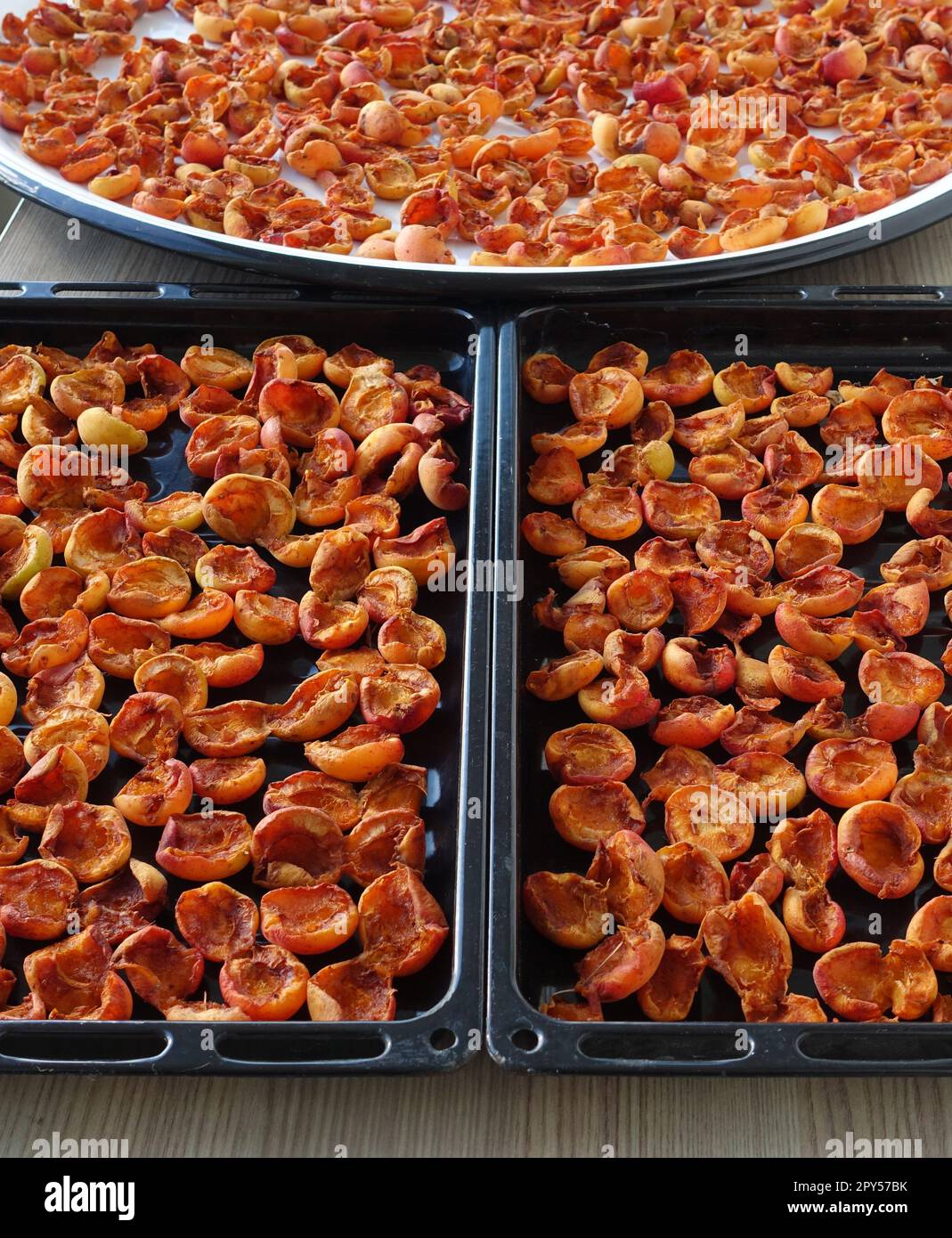 homemade apricot drying process, fruit drying process in summer, drying