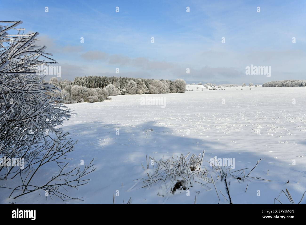 Beautiful winter landscape snow capped hi-res stock photography and ...