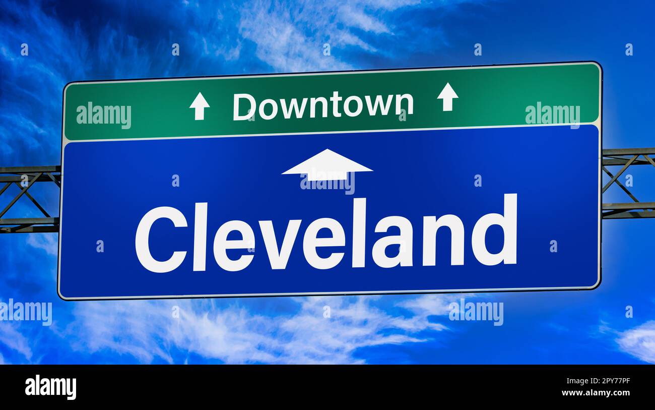 Road sign indicating direction to the city of Cleveland Stock Photo Alamy