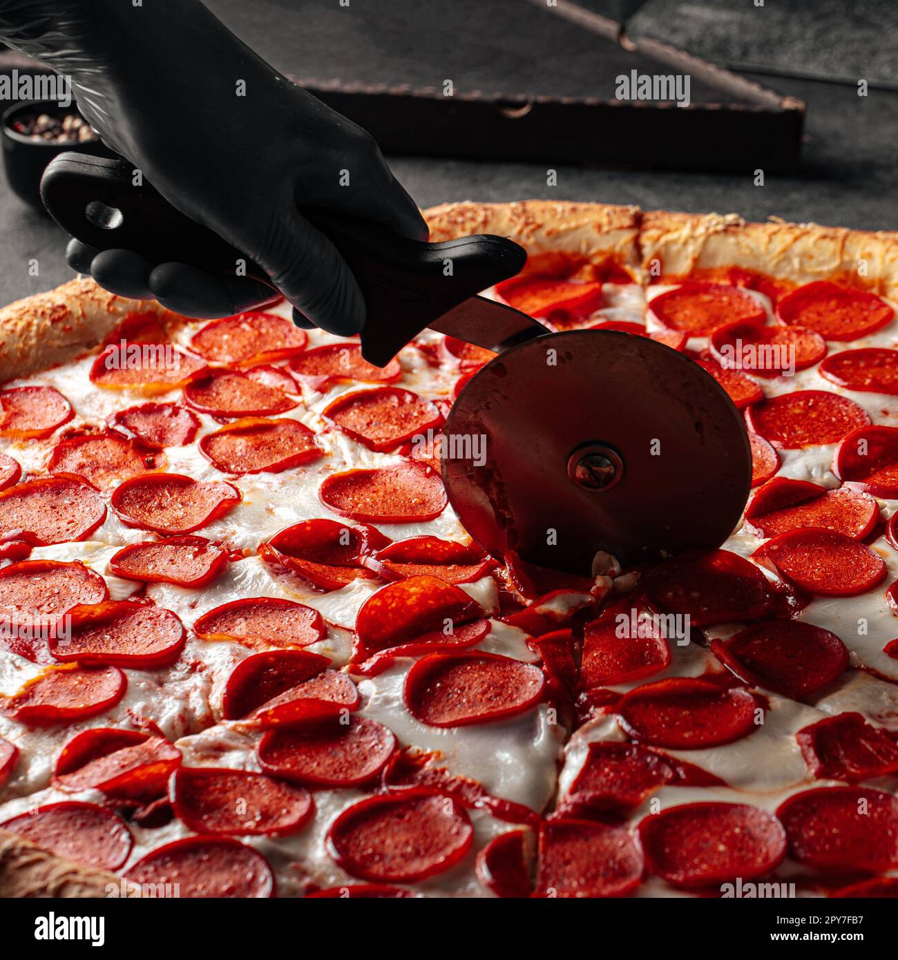 Fresh giant pizza pepperoni hi-res stock photography and images - Alamy
