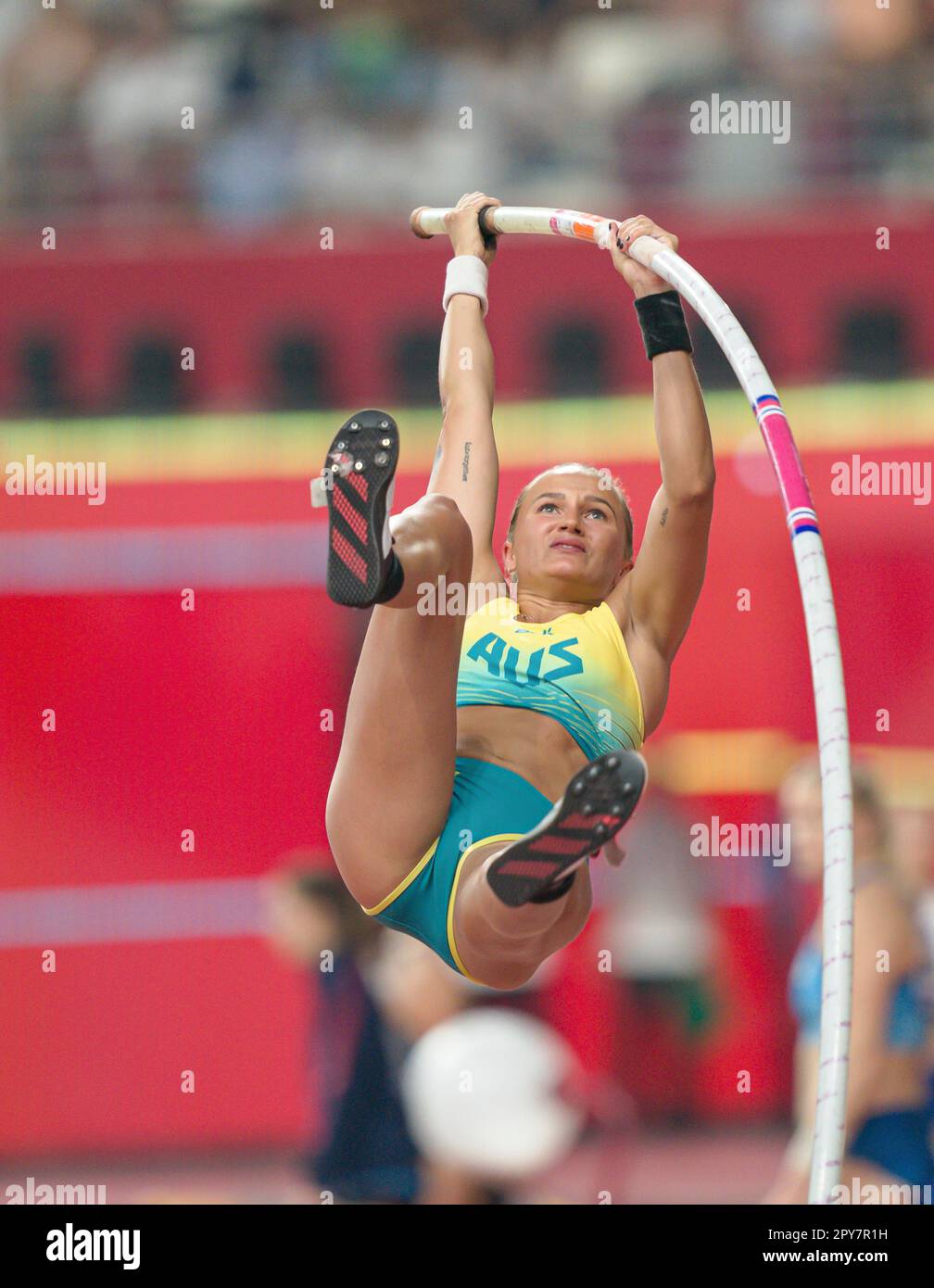 Liz Parnov participating in the pole vault at the Doha 2019 World