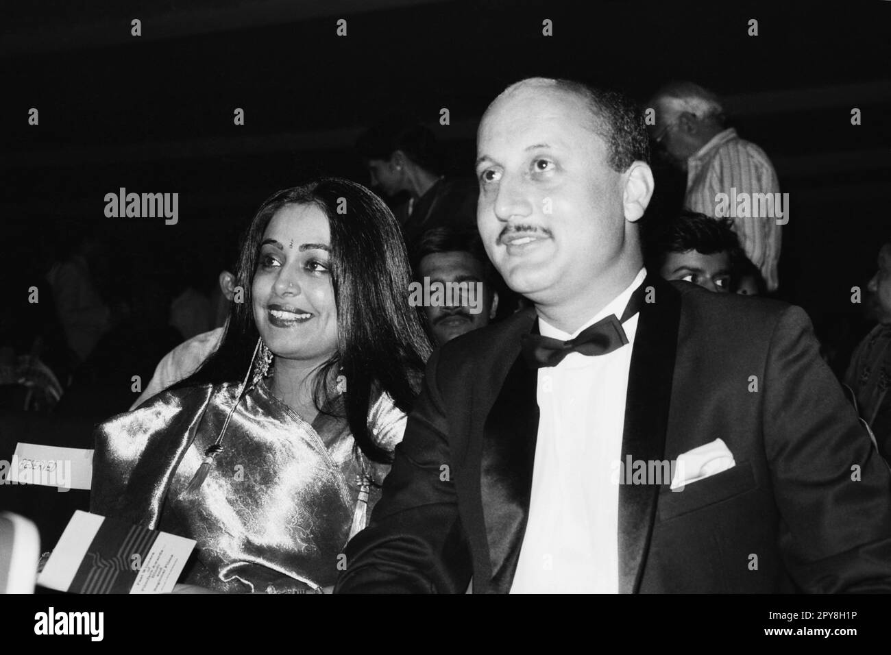Indian old vintage 1980s black and white bollywood cinema hindi movie film actor, India, Anupam Kher, Indian actor, Kiran Kher wife, India Stock Photo
