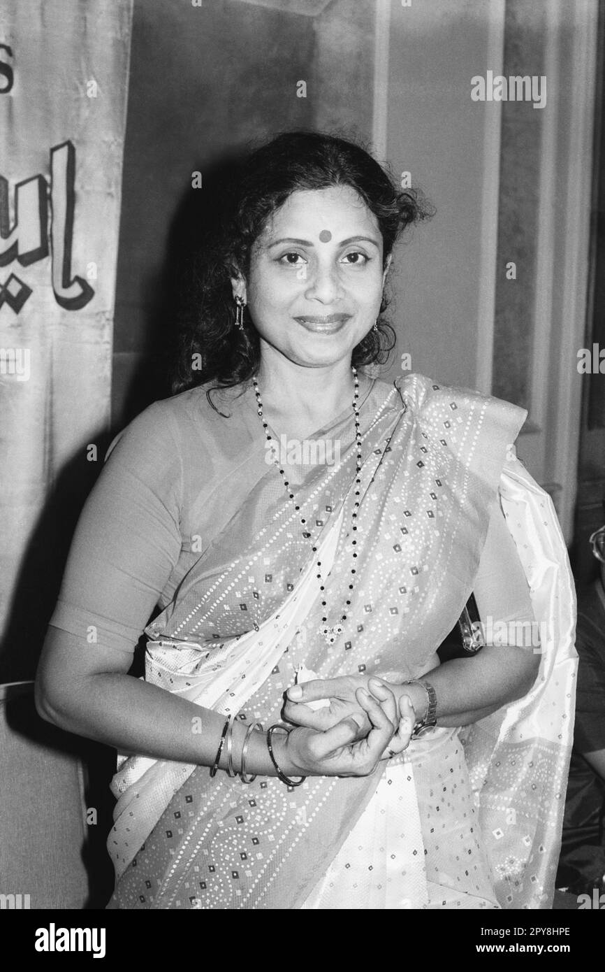 Indian old vintage 1980s black and white bollywood cinema hindi movie film actress, India, Jayshree Gadkar, Indian actress, India Stock Photo
