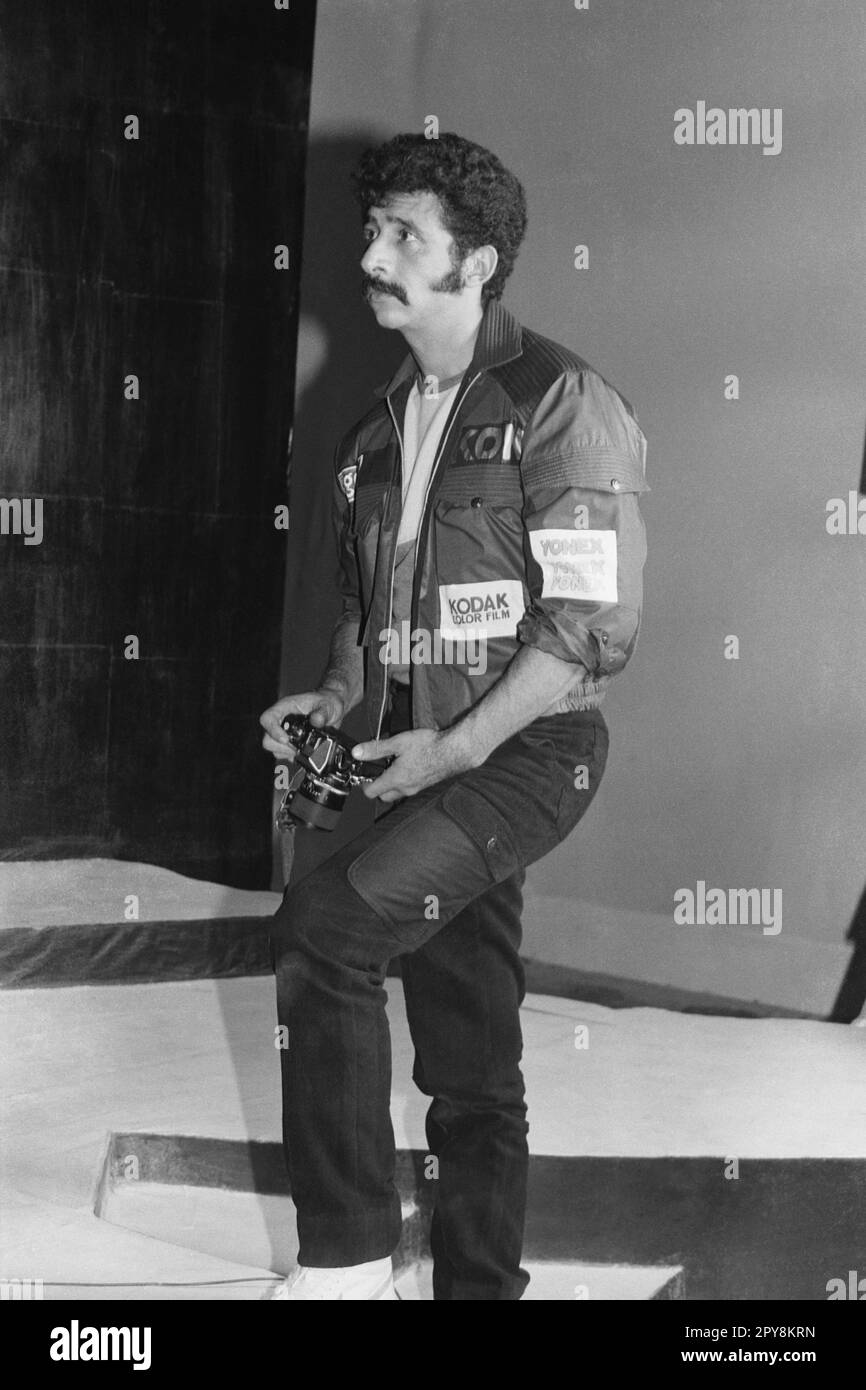 Indian old vintage 1980s black and white bollywood cinema hindi movie film actor, India, Naseeruddin Shah, Indian actor, India Stock Photo