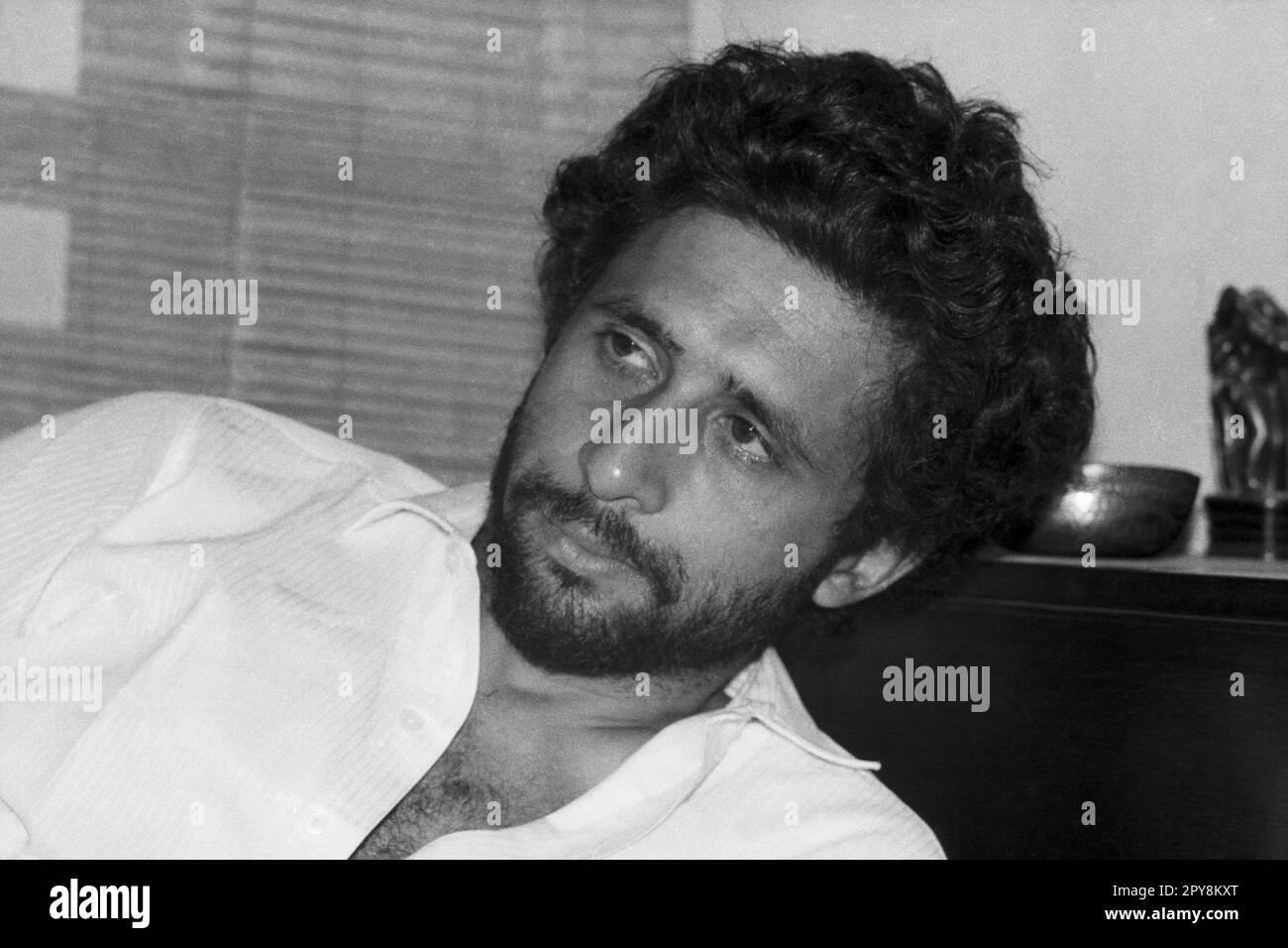Indian old vintage 1980s black and white bollywood cinema hindi movie film actor, India, Naseeruddin Shah, Indian actor, India Stock Photo