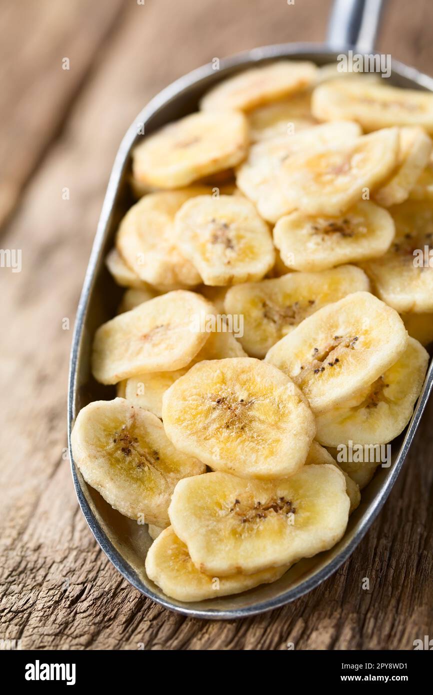 Crispy Sweet Banana Chips in Scoop Stock Photo Alamy