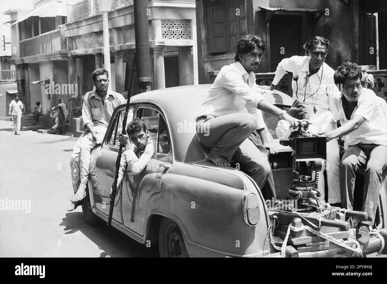 Indian old vintage 1980s black and white bollywood cinema hindi movie film actor, India, Indian film shooting, India Stock Photo