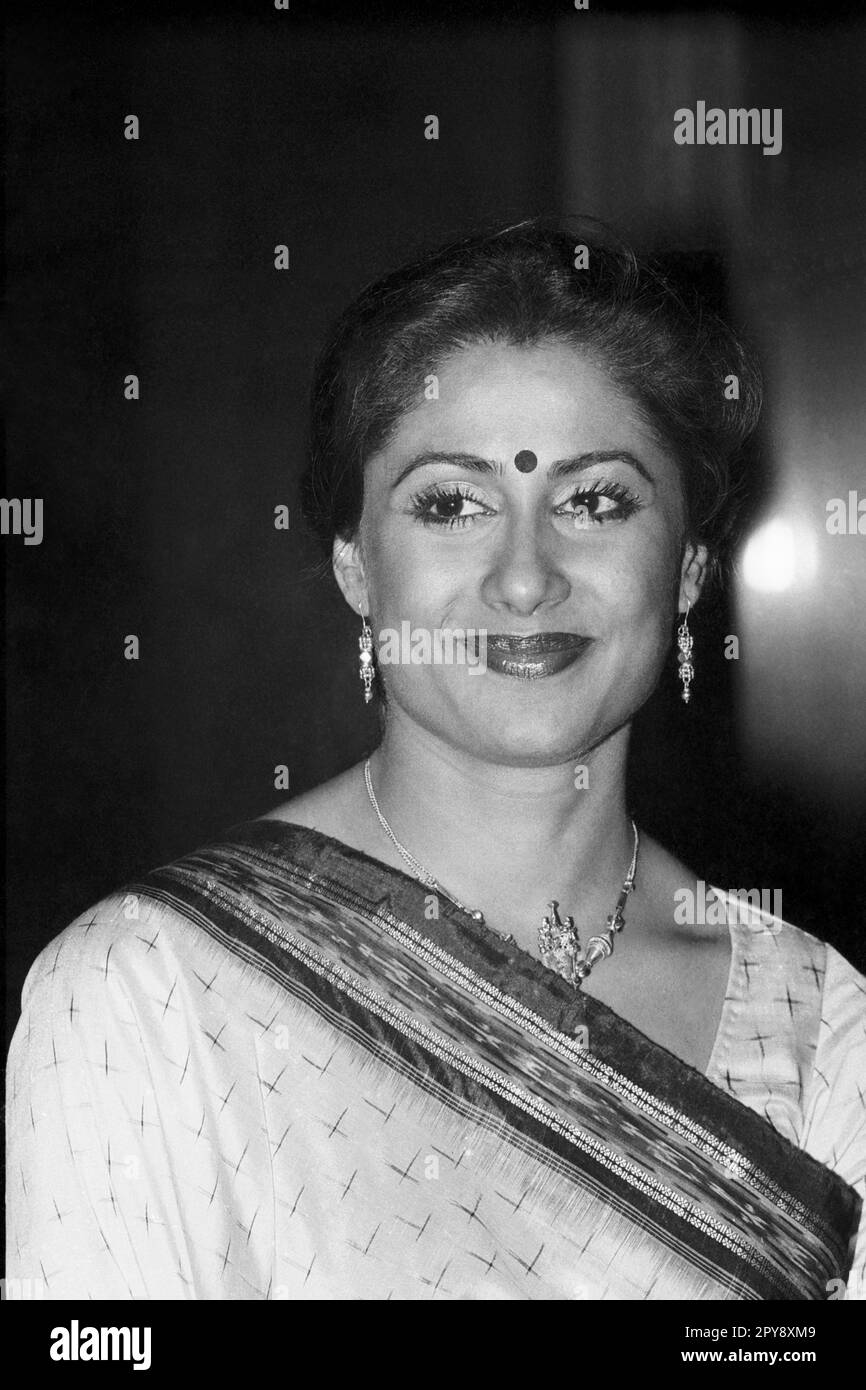 Indian old vintage 1980s black and white bollywood cinema hindi movie film actor, India, Smita Patil, Indian actress, India Stock Photo