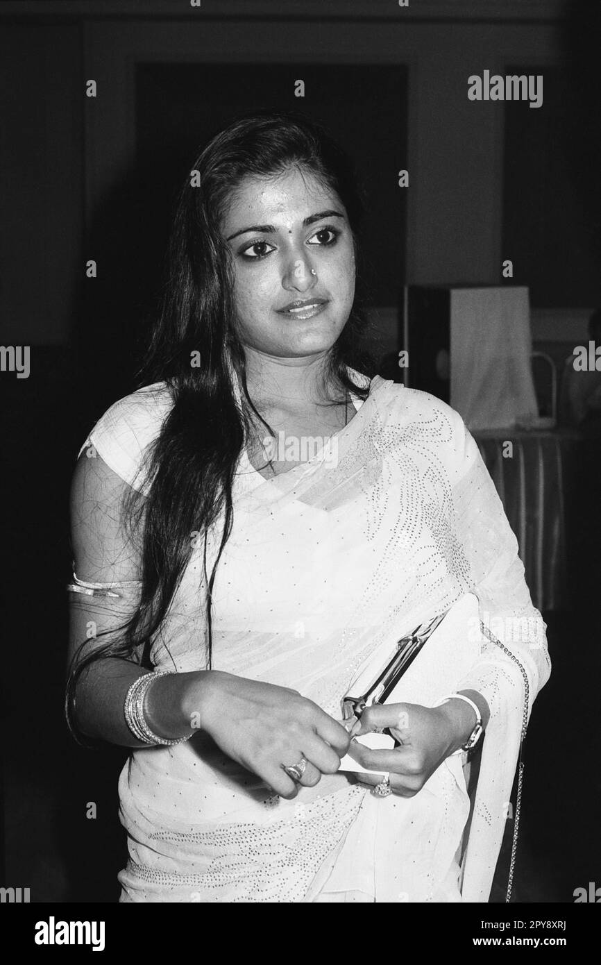 Indian old vintage 1980s black and white bollywood cinema hindi movie film actor, India, Sonal, Indian actress, India Stock Photo