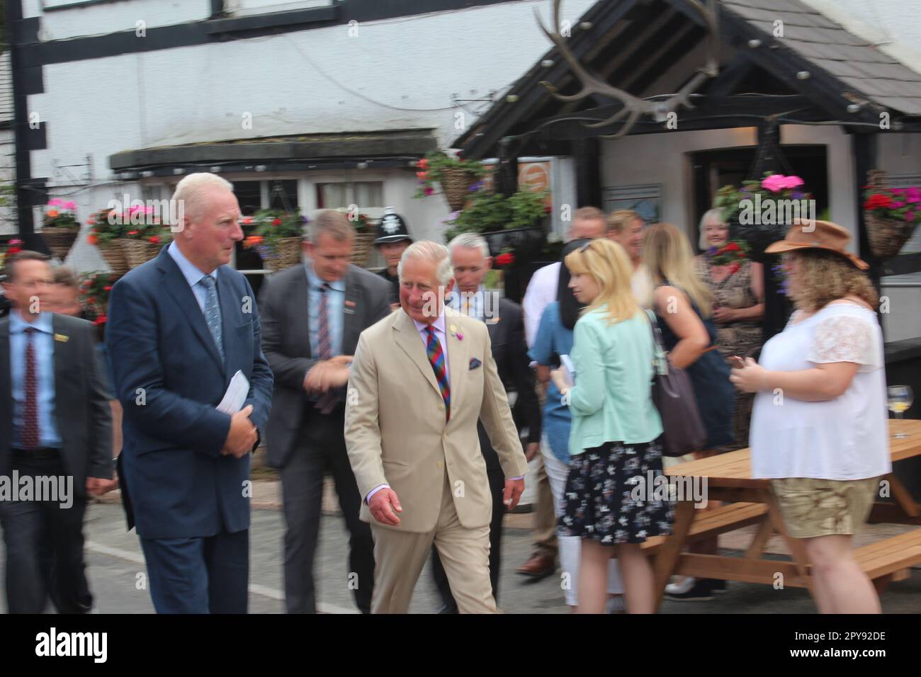 King charles iii and queen camilla hi-res stock photography and images ...