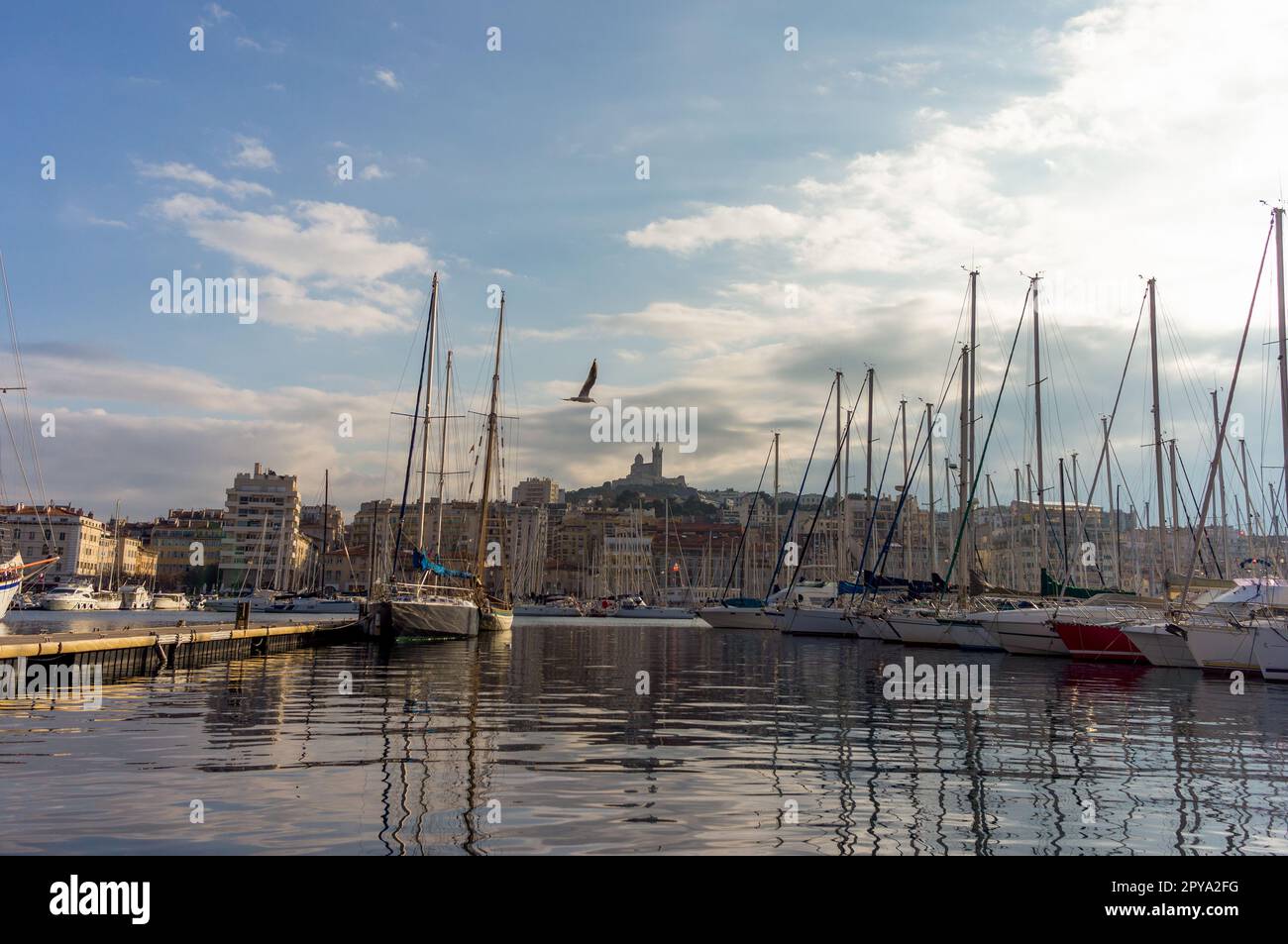Marseille vieux port Stock Photo Alamy